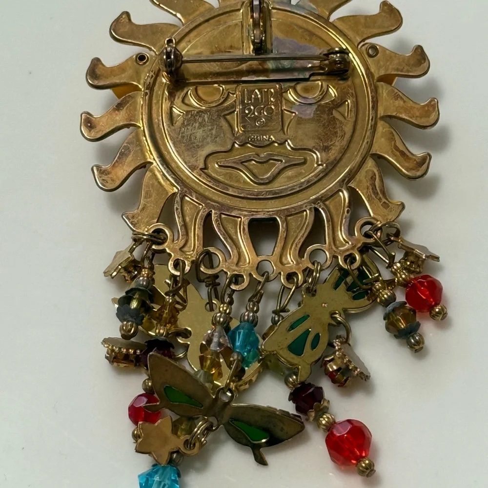 Vintage lunch at the Ritz- Sunburst Brooch with Sunglasses. - Picture 5 of 7